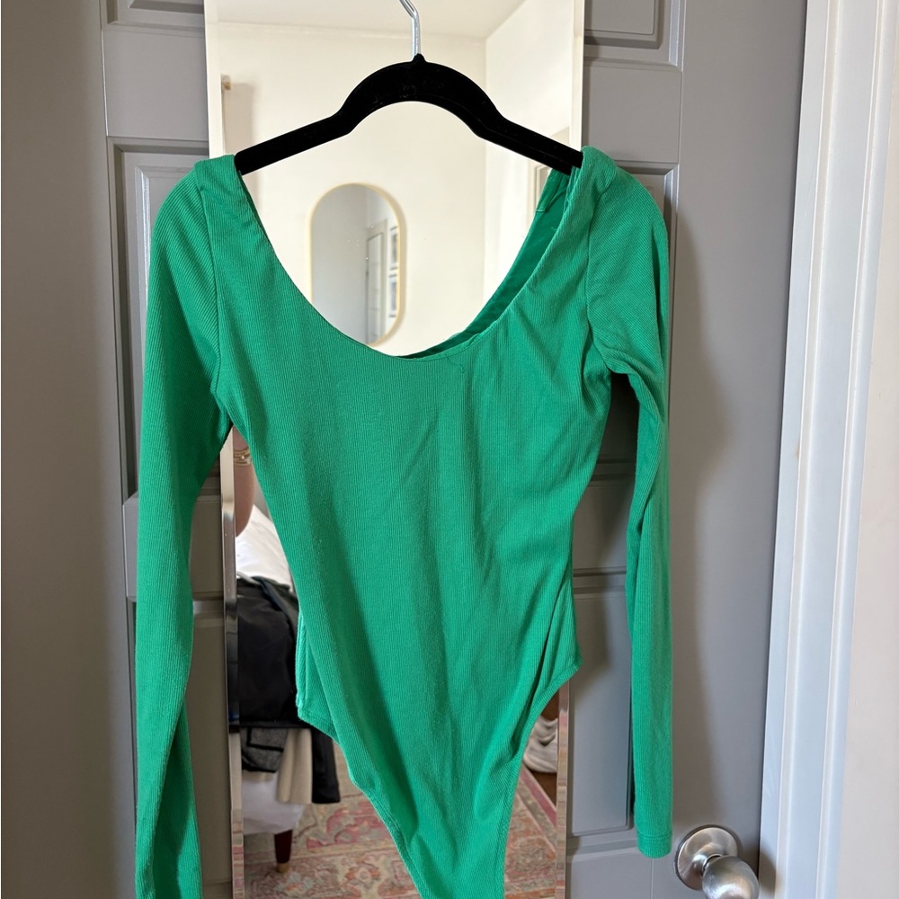 Princess Polly Bodysuit - Picture 3 of 4